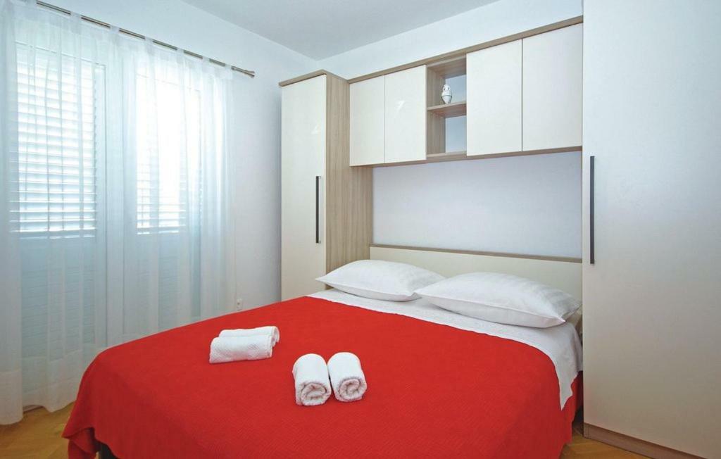 Villa Em Makarska Bagian luar foto