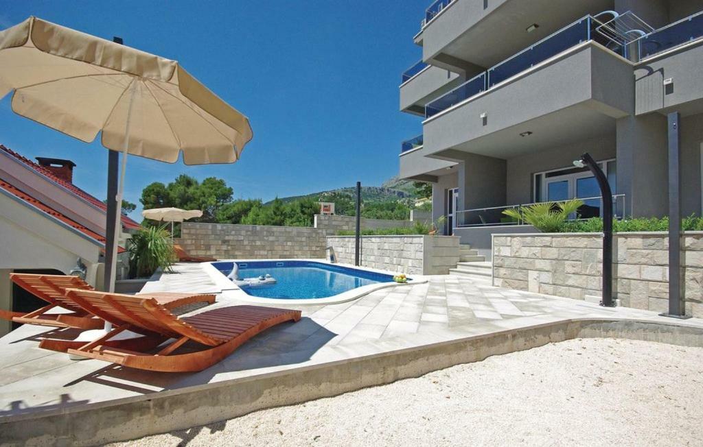 Villa Em Makarska Bagian luar foto