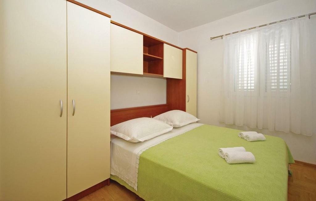 Villa Em Makarska Bagian luar foto